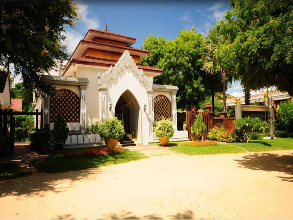 Shwe Yee Pwint Hotel Bagan Bagian luar foto